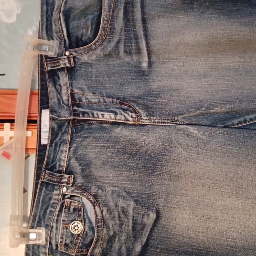Adriana sport flare jeans